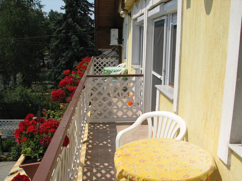 Appartement Olga Apartmanhaz à Hajdúszoboszló Extérieur photo
